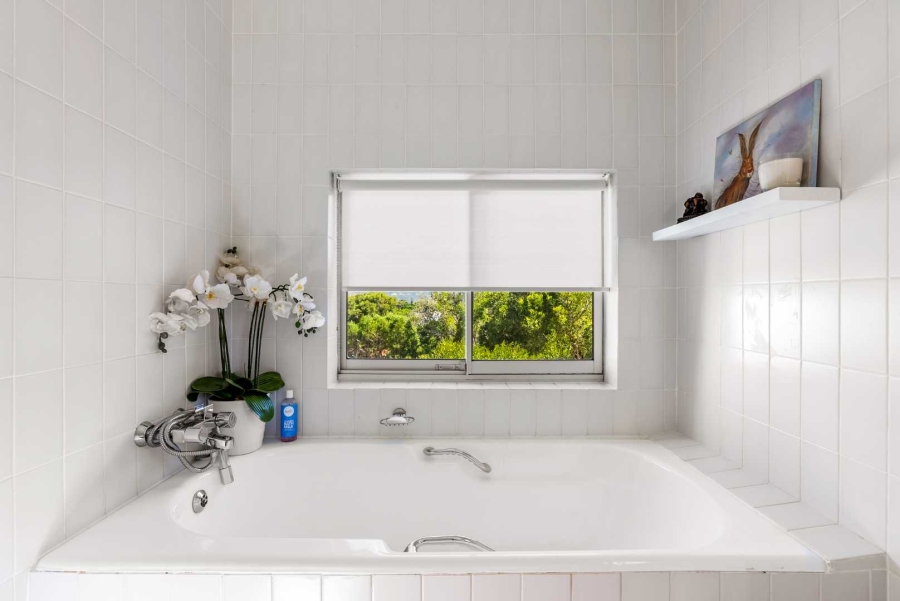 3 Bedroom Property for Sale in Helgarda Estate Western Cape